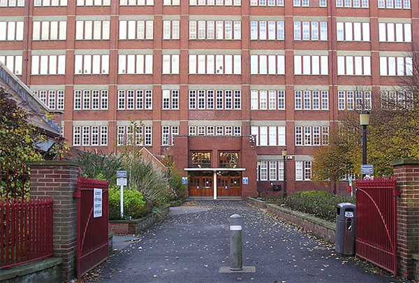 rowntrees-frontage-041104-600.jpg