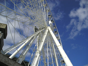 Big wheel again – slightly-to-the-side view