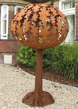 Balloon tree sculpture