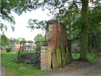 Rigg family monument