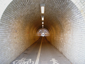 Smelly tunnel – 'Marble Arch'