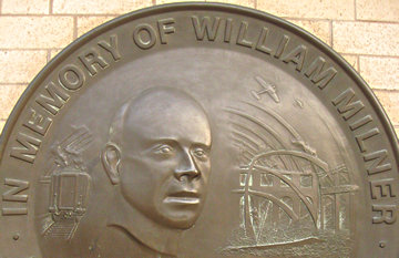 Memorial to William Milner, York railway station