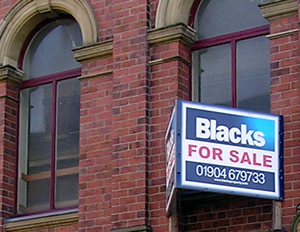 Detail – for sale – Foss Bridge House, 21 January 2004