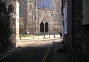 Approaching the Minster from Precentor's Court