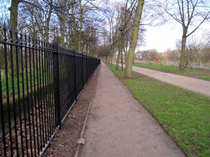 By Rowntree Park, towards the city centre and Skeldergate Bridge