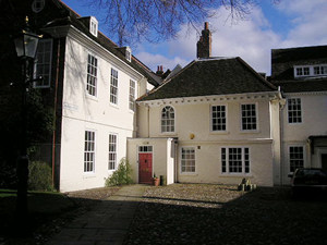 Houses in Minster Yard