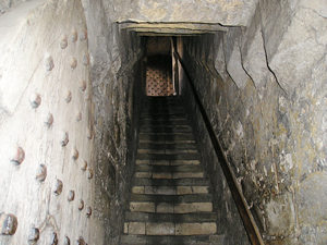 Monk Bar: steps