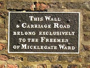 Scarcroft Lane sign