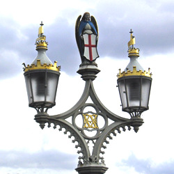 Lendal Bridge, decorative details