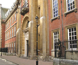 1906 railway offices, Station Rise