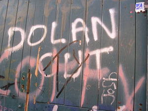 Graffiti – 'Dolan out'