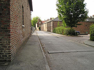 Mill Mount Lane, looking towards The Mount