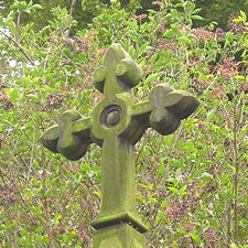 Memorial cross