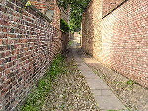 Carr's Lane, towards Bishophill